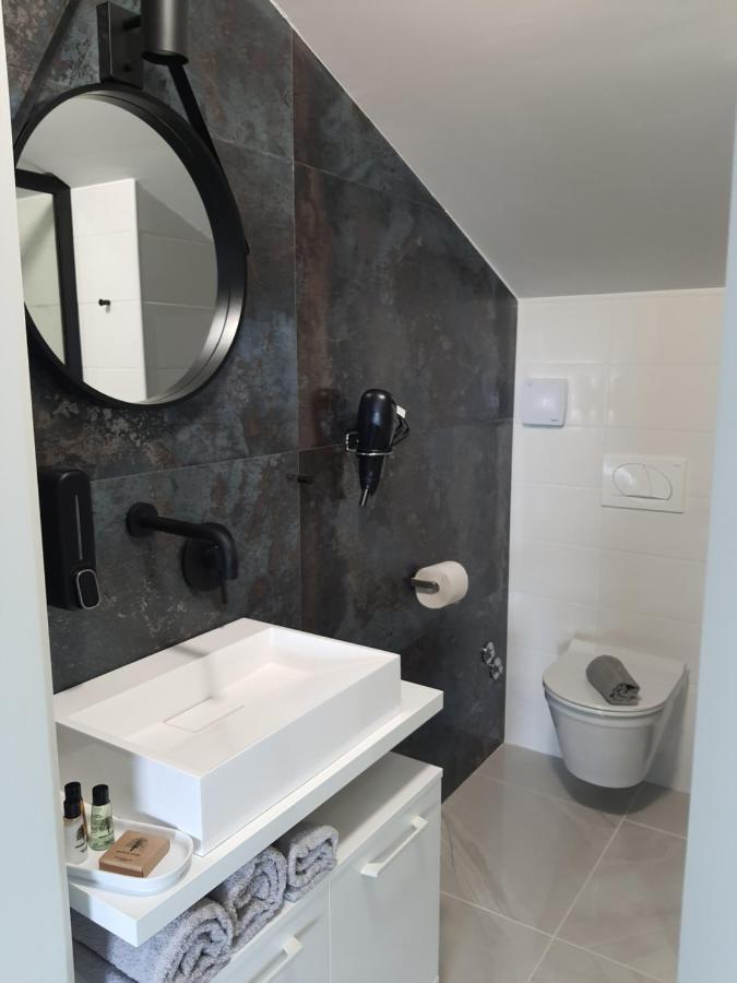 Apartments Krista Medveja Ngoại thất bức ảnh