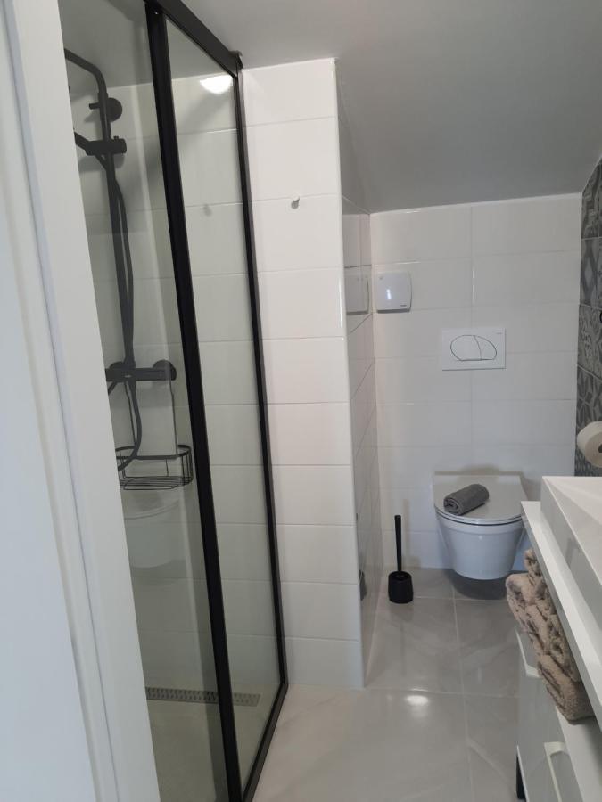 Apartments Krista Medveja Ngoại thất bức ảnh